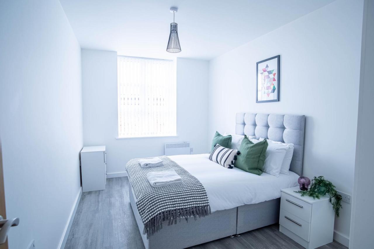 Luxury Apartments Available Next To Train Station - The Wallgate Apartments Wigan - Free Parking Екстер'єр фото