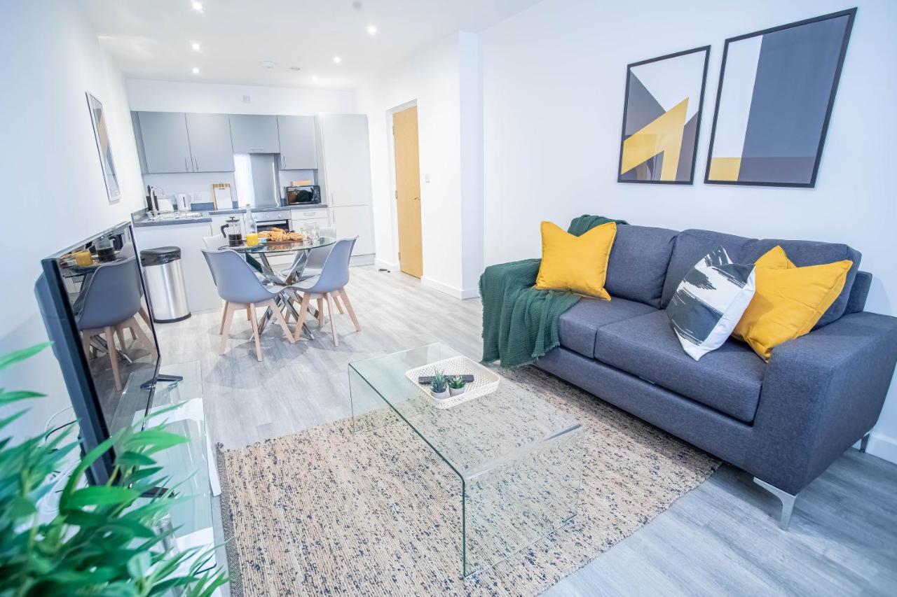 Luxury Apartments Available Next To Train Station - The Wallgate Apartments Wigan - Free Parking Екстер'єр фото