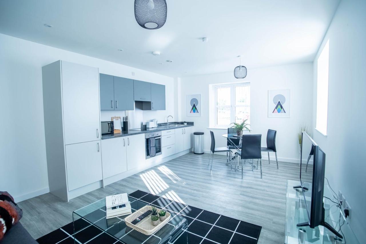 Luxury Apartments Available Next To Train Station - The Wallgate Apartments Wigan - Free Parking Екстер'єр фото