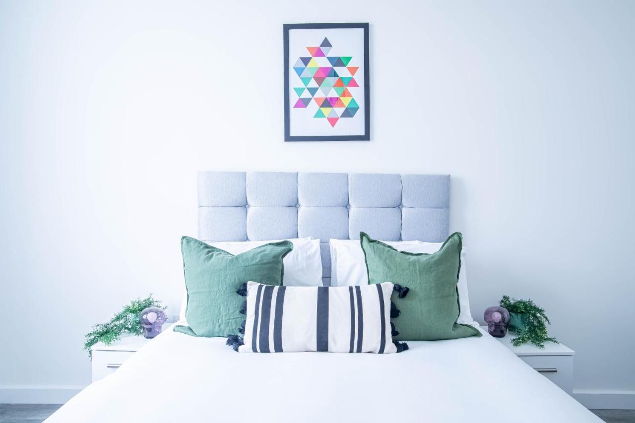 Luxury Apartments Available Next To Train Station - The Wallgate Apartments Wigan - Free Parking Екстер'єр фото