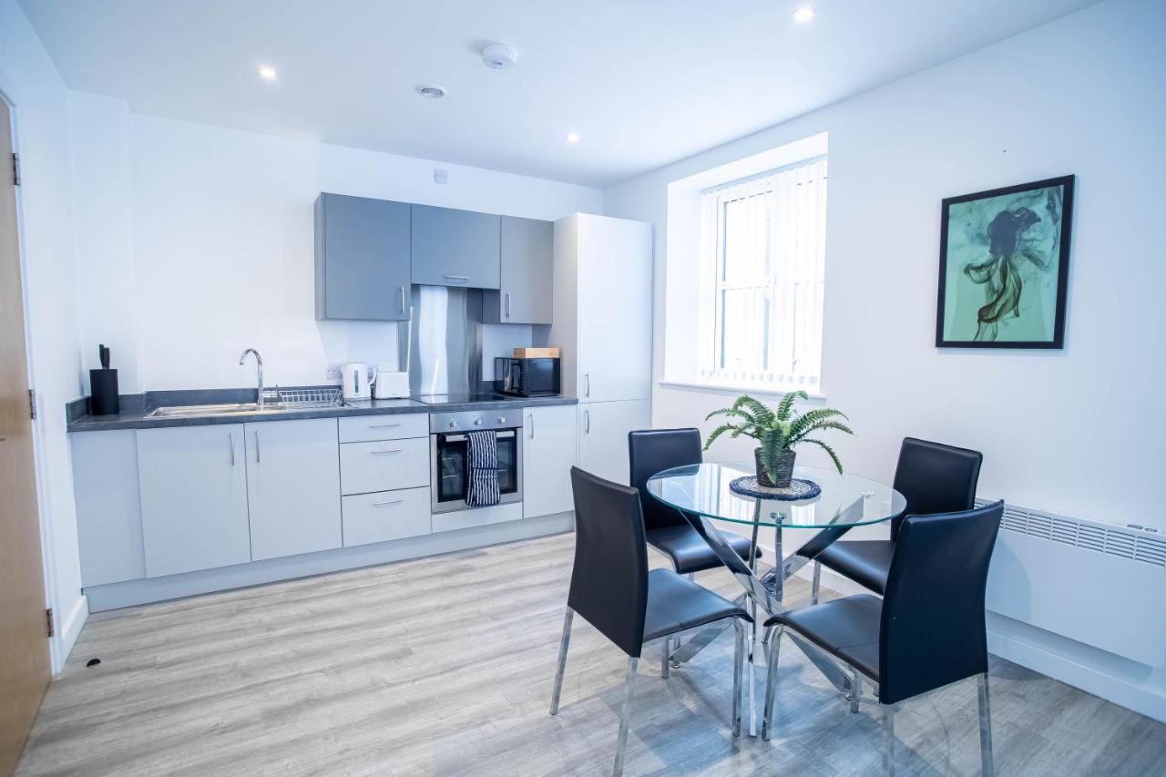 Luxury Apartments Available Next To Train Station - The Wallgate Apartments Wigan - Free Parking Екстер'єр фото