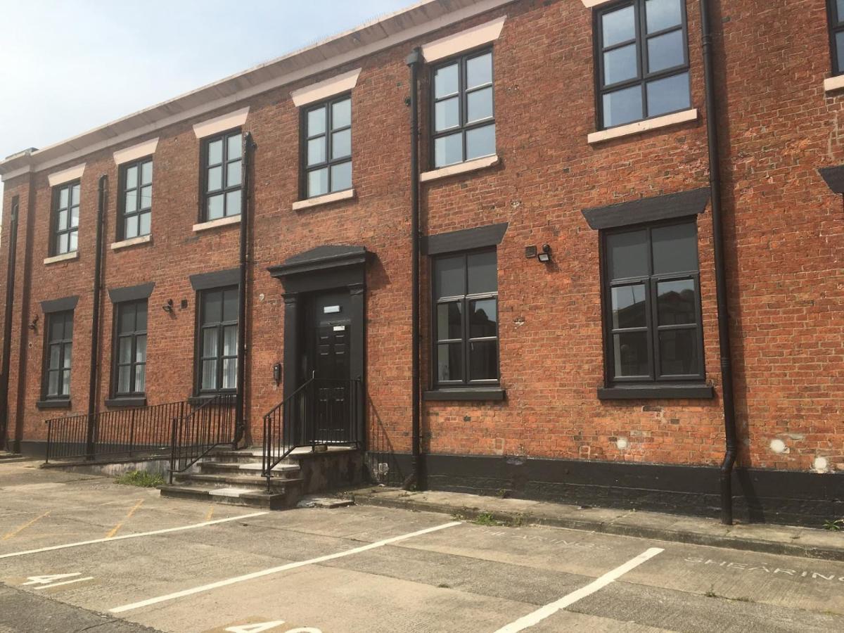 Luxury Apartments Available Next To Train Station - The Wallgate Apartments Wigan - Free Parking Екстер'єр фото