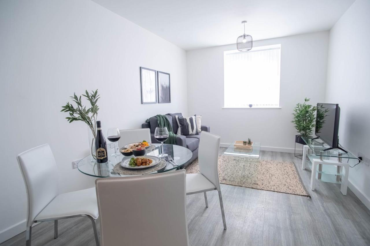 Luxury Apartments Available Next To Train Station - The Wallgate Apartments Wigan - Free Parking Екстер'єр фото